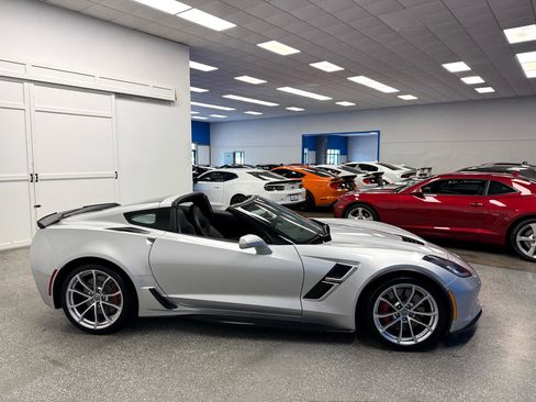 Used 2019 Chevrolet Corvette Grand Sport image 5