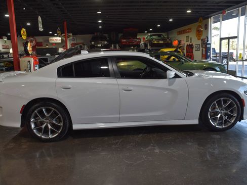 Used 2022 Dodge Charger GT RWD image 9