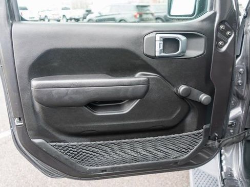 Used 2022 Jeep Wrangler Unlimited Sport AWD/4WD image 18