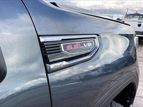 Used 2019 GMC Sierra 1500 AT4 w/ AT4 Premium Package AWD/4WD image 21