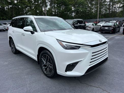 New 2026 Lexus TX 350 AWD image 3