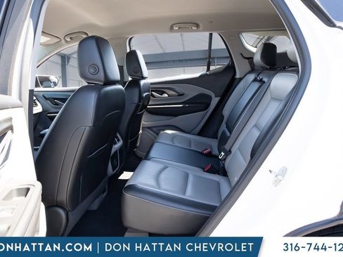 Used 2022 GMC Terrain SLT AWD/4WD image 18