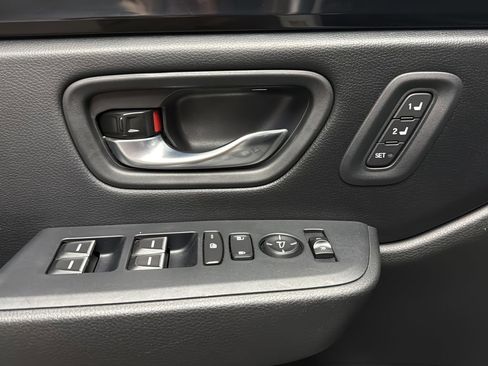 Certified 2023 Honda Pilot Touring image 12