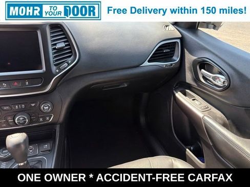 Used 2021 Jeep Cherokee Latitude Lux w/ Comfort/Convenience Group AWD/4WD image 32