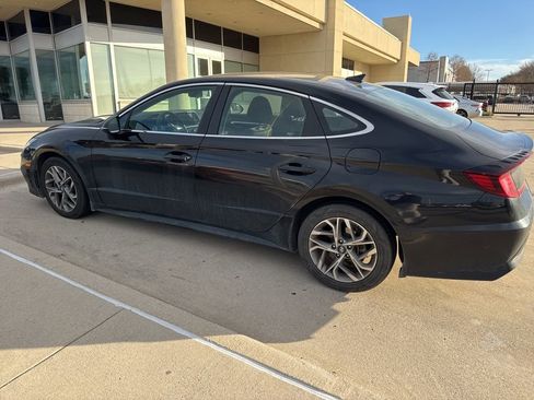 Used 2021 Hyundai Sonata SEL w/ Winter Weather Package image 8