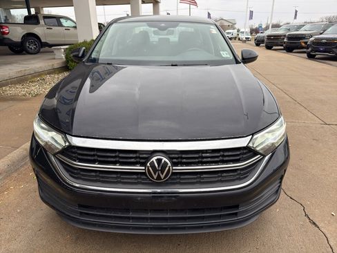 Used 2024 Volkswagen Jetta S image 2