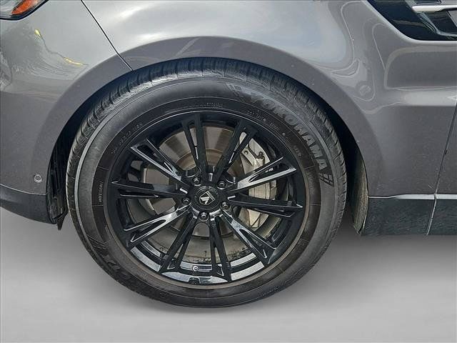 Used 2018 Land Rover Range Rover Sport SE AWD/4WD image 26