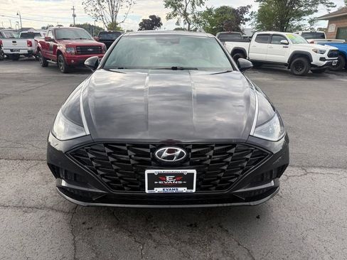 Used 2023 Hyundai Sonata SEL Plus FWD image 2