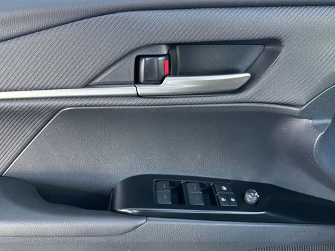 New 2026 Toyota Camry SE FWD image 11