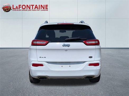 Used 2018 Jeep Cherokee Overland image 4