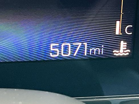 Used 2024 Chevrolet TrailBlazer LT w/ Driver Confidence Package image 12