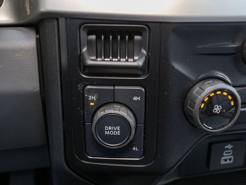 New 2025 Ford F350 XL w/ XL Chrome Package image 25