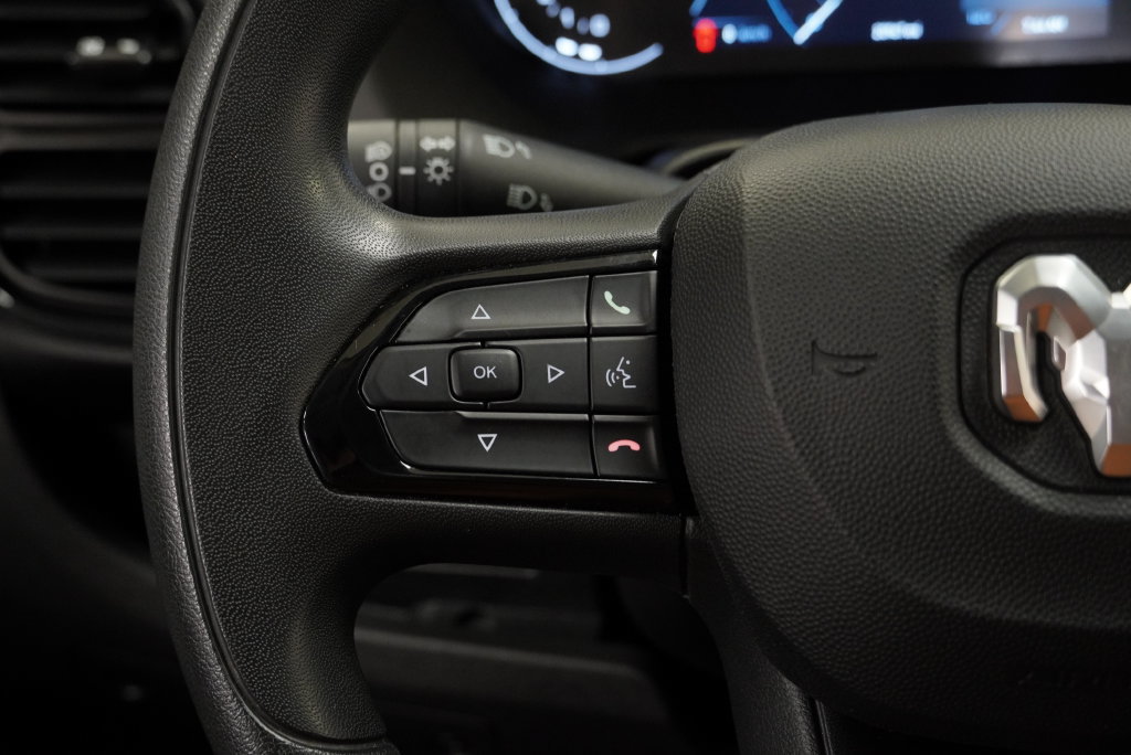 Used 2025 RAM ProMaster 1500 w/ Premium Convenience Group FWD image 26