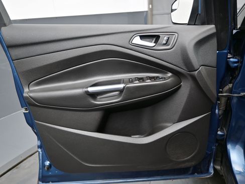 Used 2018 Ford Escape SEL FWD image 9