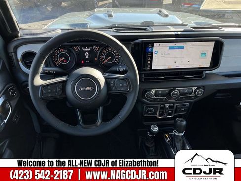 New 2026 Jeep Gladiator Sport image 13