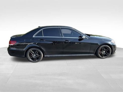 Used 2016 Mercedes-Benz E 350 4MATIC Sedan w/ Premium Package image 13