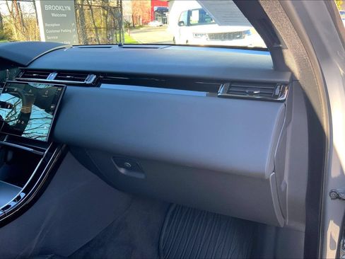 Certified 2026 Land Rover Range Rover Velar S AWD/4WD image 18