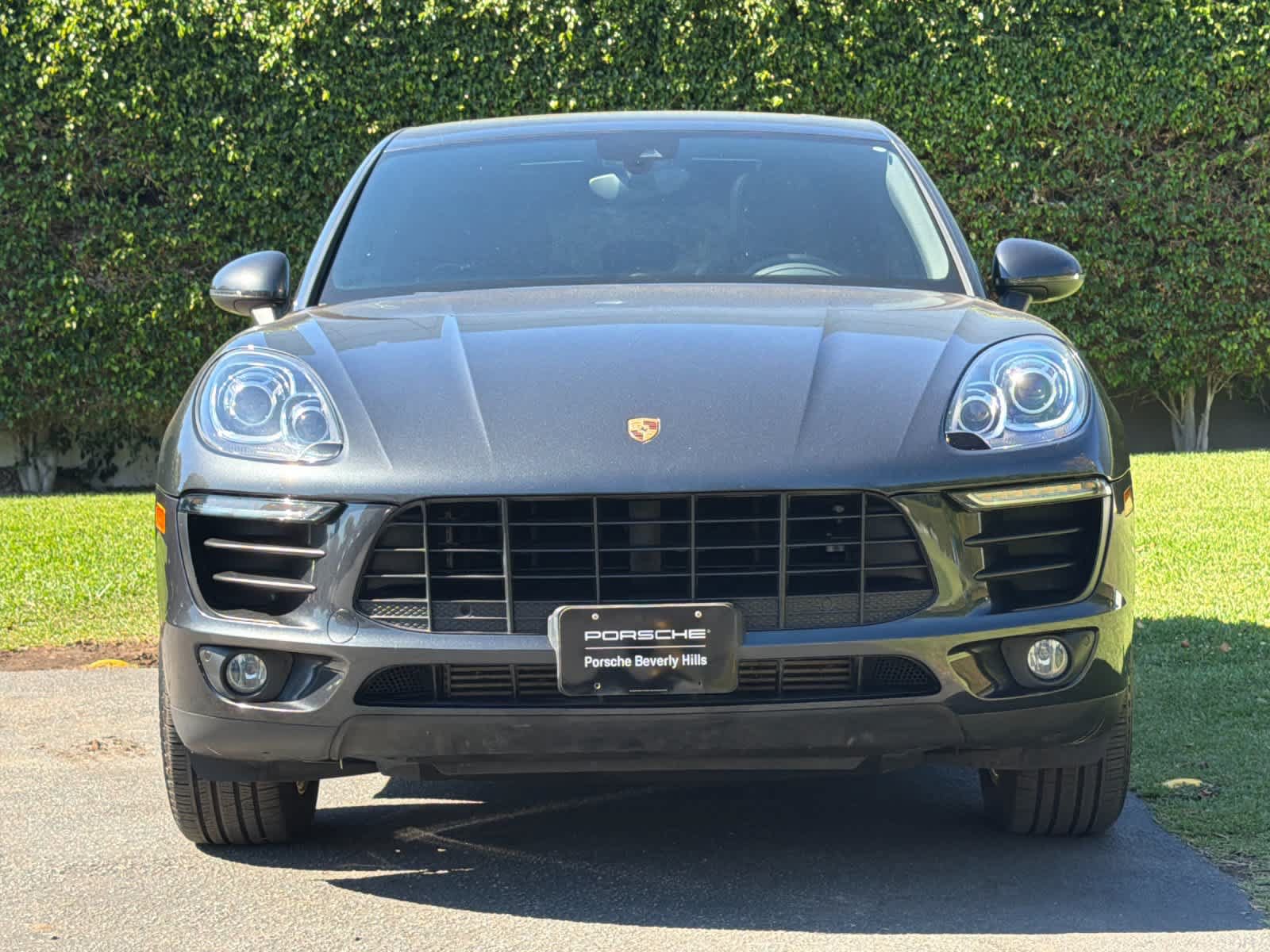 Used 2018 Porsche Macan AWD/4WD image 11