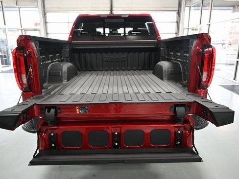 New 2026 GMC Sierra 1500 SLT w/ SLT Premium Package image 9