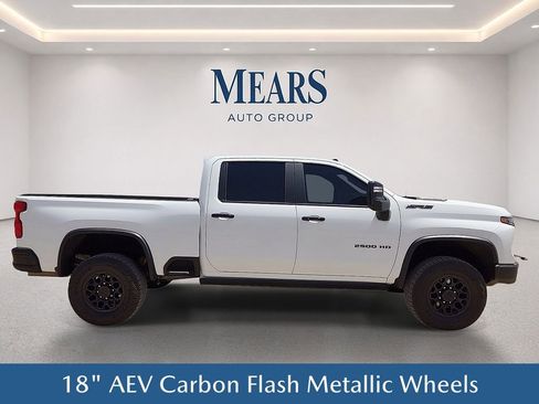 Used 2024 Chevrolet Silverado 2500 ZR2 w/ ZR2 Bison Edition AWD/4WD image 7