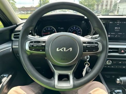 Used 2022 Kia K5 LX FWD image 34
