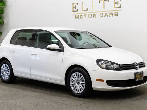 Used 2013 Volkswagen Golf 4-Door FWD image 14