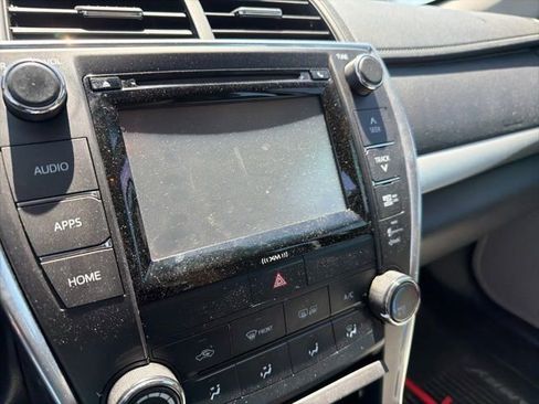 Certified 2017 Toyota Camry SE w/ Moonroof Package FWD image 19