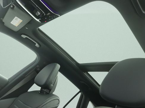 New 2026 Mercedes-Benz GLC 300 image 9