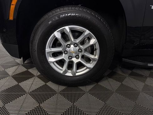 Used 2025 Chevrolet Tahoe LT image 11