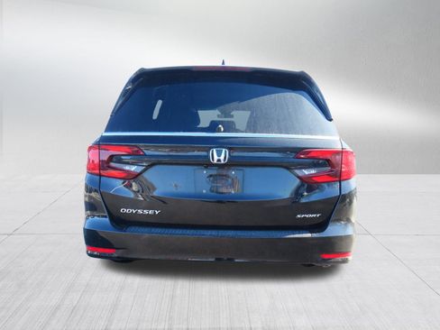 Used 2023 Honda Odyssey Sport image 6