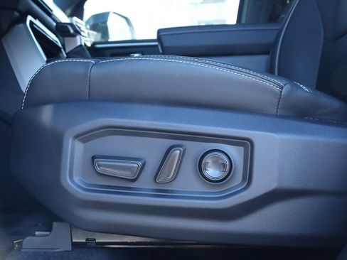 New 2026 Toyota Tundra Limited AWD/4WD image 22