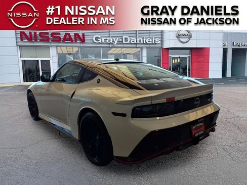 New 2026 Nissan Z NISMO w/ Floor Mat Package RWD image 5