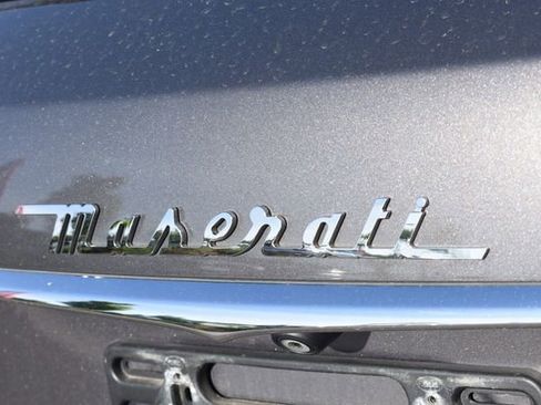 Used 2018 Maserati Levante GranLusso AWD/4WD image 14