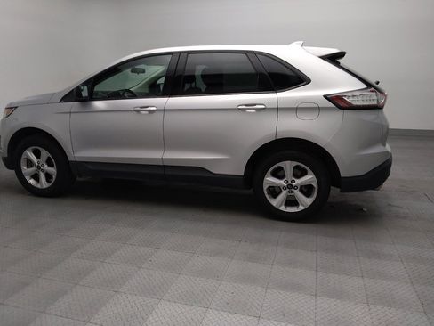 Used 2016 Ford Edge SE image 3