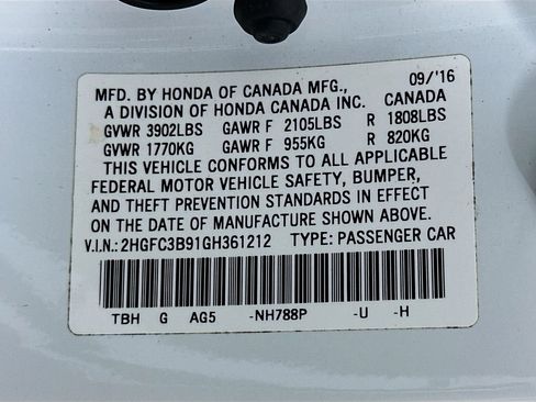 Used 2016 Honda Civic Touring image 39