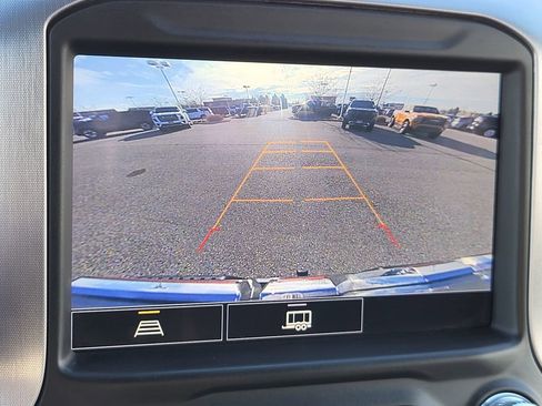 Used 2021 GMC Sierra 1500 Elevation w/ Preferred Package image 27