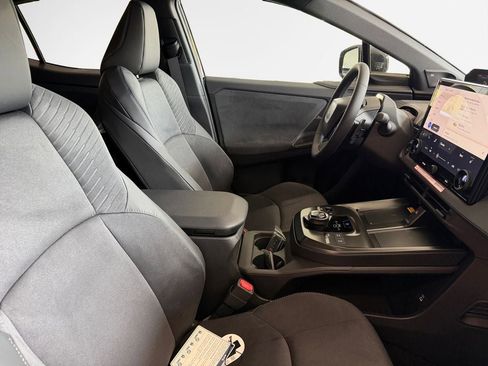 New 2026 Toyota C-HR AWD/4WD image 27