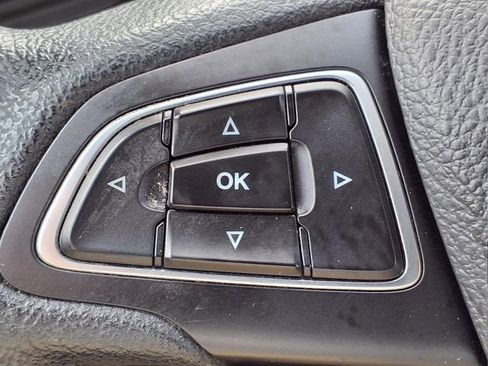 Used 2018 Ford Escape SE image 22