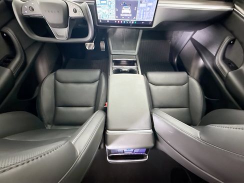 Used 2022 Tesla Model X Plaid AWD/4WD image 16