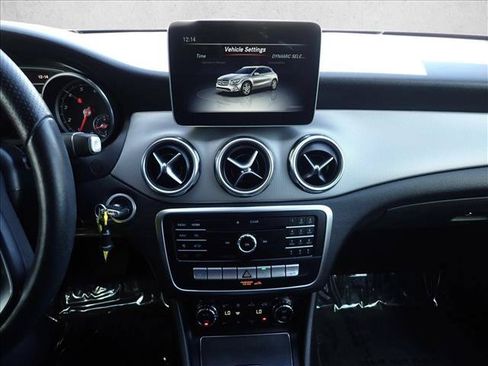 Used 2020 Mercedes-Benz GLA 250 4MATIC image 17