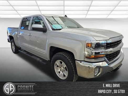 Used 2018 Chevrolet Silverado 1500 LT w/ All Star Edition image 7