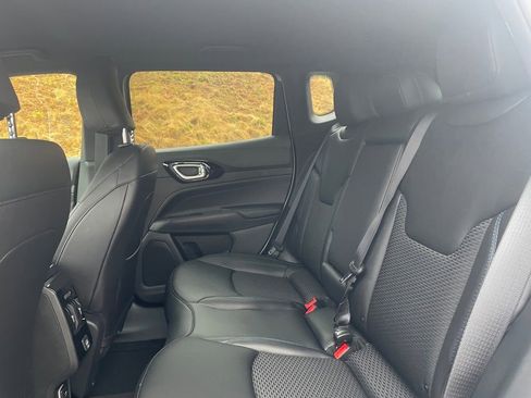 New 2026 Jeep Compass Latitude image 13