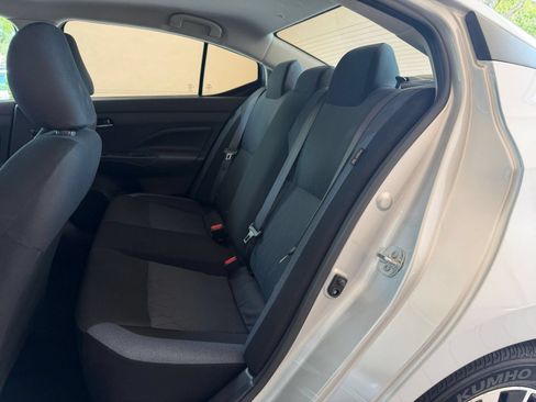 Used 2025 Nissan Versa SV FWD image 21