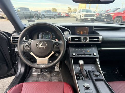 Used 2015 Lexus IS 250 image 27