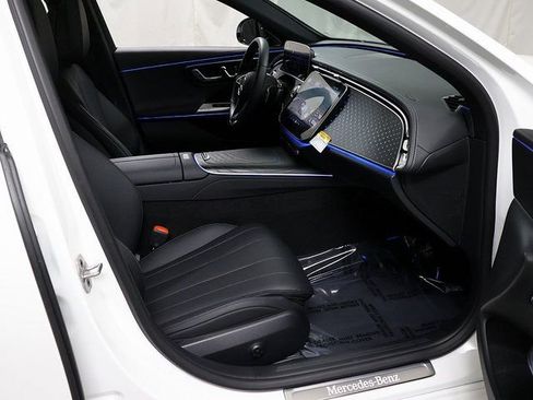 Certified 2026 Mercedes-Benz E 350 4MATIC Sedan image 34