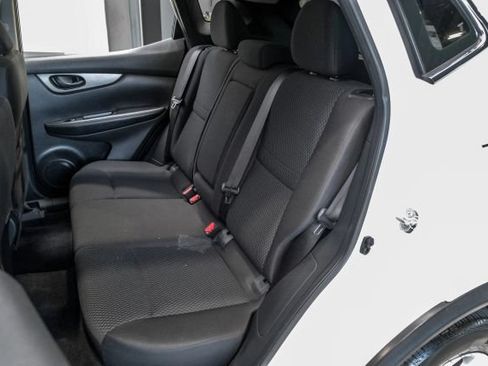 Used 2018 Nissan Rogue Sport S w/ S Appearance Package FWD image 43