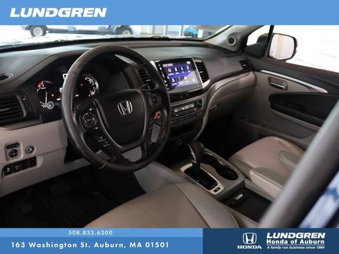 Used 2017 Honda Ridgeline RTL-T image 8