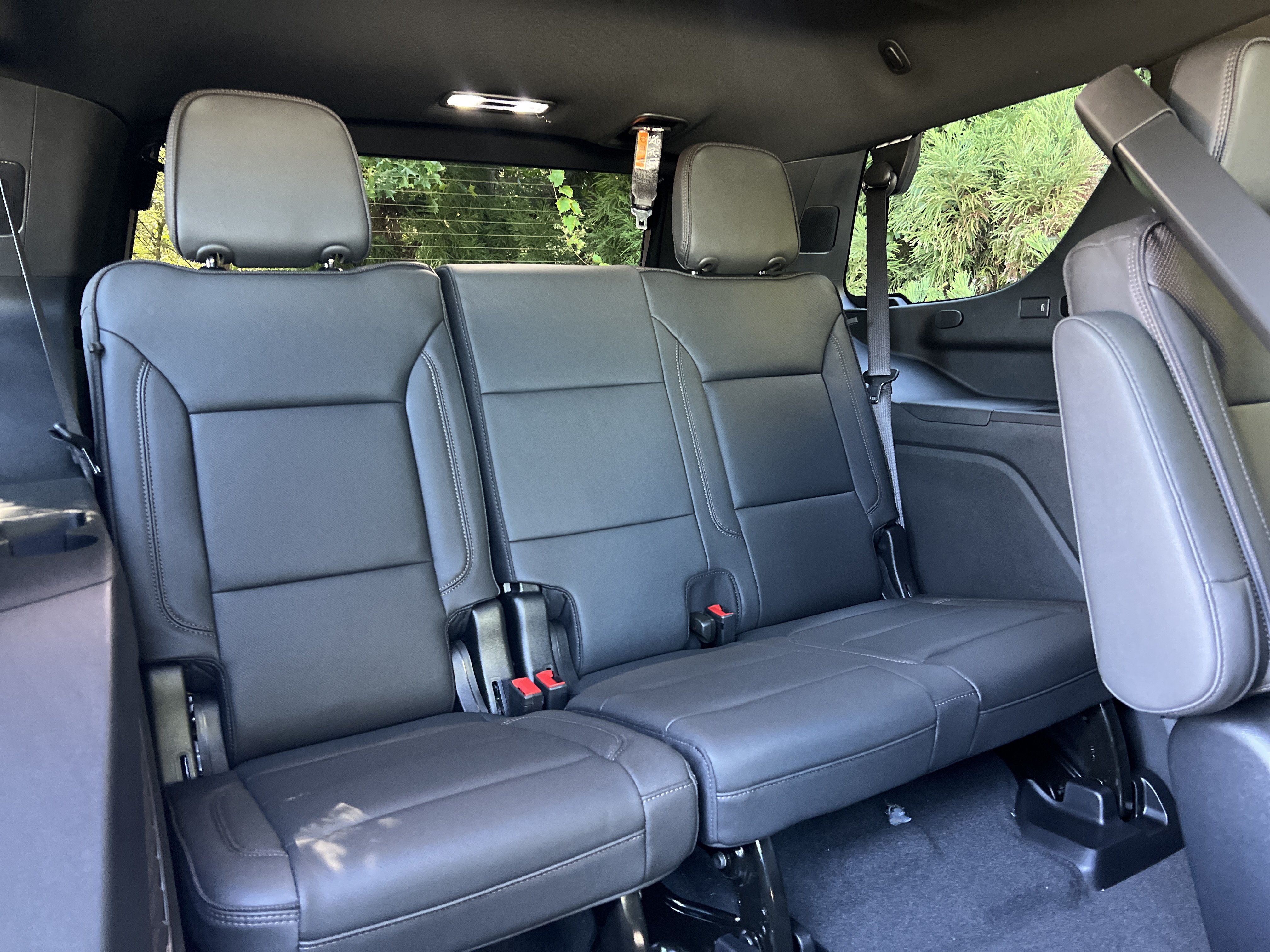 New 2026 Chevrolet Tahoe High Country w/ Sun And Tow Package AWD/4WD image 36