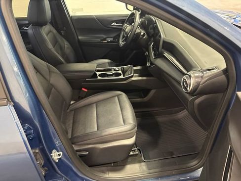 Used 2026 Chevrolet Equinox LT w/ Convenience Package II AWD/4WD image 41