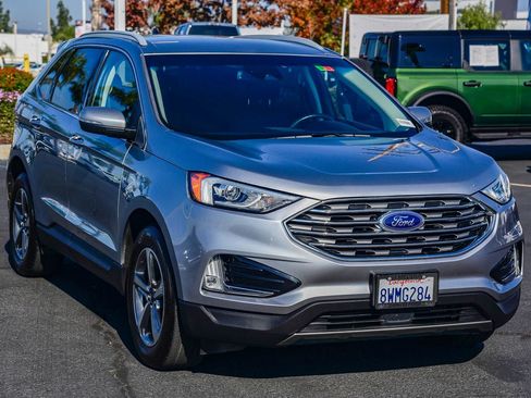 Used 2020 Ford Edge SEL w/ Convenience Package image 3
